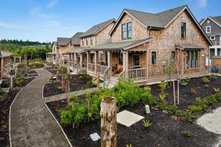 Beach Hair Don't Care by Seabrook Hospitality - Pacific Beach - 9