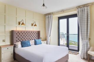 Outlaw's Guest House - 2