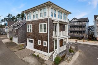 Head in the Clouds by Seabrook Hospitality - 8