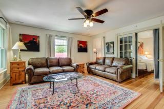 Cozy Elkhart Lake Apartment Walk to Town and Dining - Elkhart Lake - 0