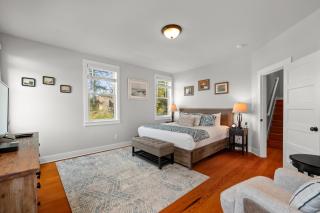 Porpoise of Life by Seabrook Hospitality - 6