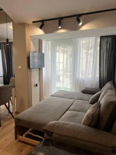 Varna central apartment with parking for normal to middle sized cars - 2