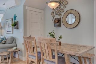 Creekside Cottage by Seabrook Hospitality - 4