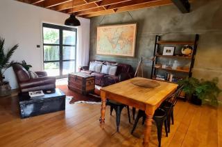 Apartment 4 - Haddin Court - Chic NY Loft Style - 4