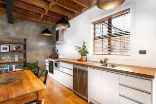Apartment 4 - Haddin Court - Chic NY Loft Style - Blenheim - 9