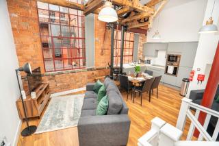 Stunning 2 Bed Warehouse Apartment, Birmingham - Birmingham - 9