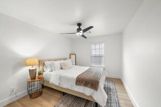 The King's Retreat II - Houston - 1