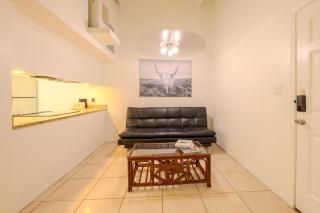 Spoonbills Sanctuary Coastal Chic 1BR Retreat 329 - South Padre Island - 9