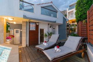 Apartments Villa Tomaš - Brela - 1