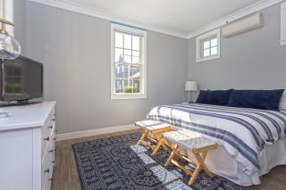 Lot 6 by Seabrook Hospitality - 6