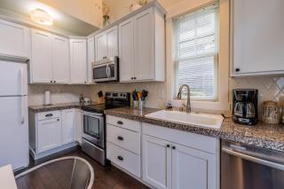 Mary Frances by Seabrook Hospitality - Pacific Beach - 1