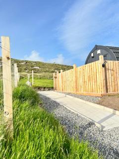 Kelleys Pod - Berneray - 4
