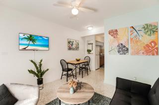 Chic 1 Bed Retreat Close To Miamis Hotspots - 3