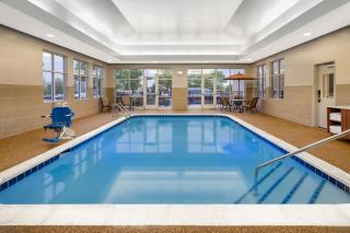 Holiday Inn Express & Suites Colorado Springs-Airport by IHG - 2