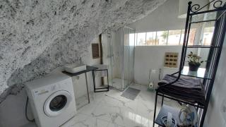 New Cave with pool see view and garden - 5