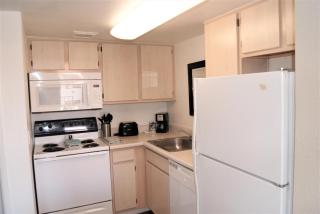 223-Fully Furnished, WiFi Included - 4