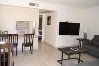 128 Fully Furnished 1BR Suite-Prime Location - 7