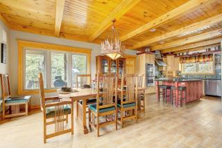 Secluded & Spacious Mountain Getaway - 7