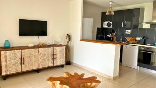 Refait à neuf, magnifique vue sur le lagon appartement 4 à 5p - - 6