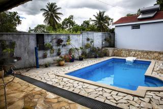 Charmant bungalow à Baie-Mahault avec piscine privée - Baie-Mahault - 0