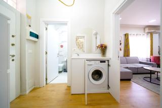 Modern 2 bedroom apartment with balcony in central location - Tirana - 5