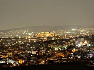 Small Oasis-Über den Dächern von Athen - 1