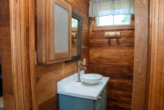 Riley's Retreat Cabin - 1
