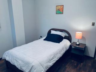 Cómodo Departamento - 2