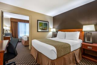 Best Western Strathmore Inn - Strathmore - 1
