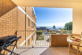Yarramundi, 7-47 Magnus St - spectacular views in the heart of Nelson Bay - Nelson Bay - 4