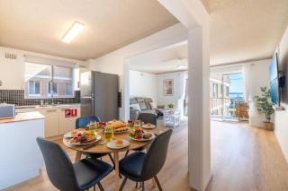Yarramundi, 7-47 Magnus St - spectacular views in the heart of Nelson Bay - 6