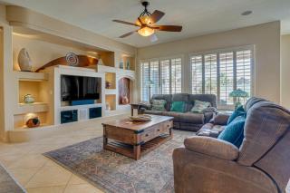 Surprise Home with Patio and Pool Walk to Parks! - Surprise - 7