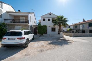 Apartments by the sea Bibinje, Zadar - 23171 - Bibinje - 1
