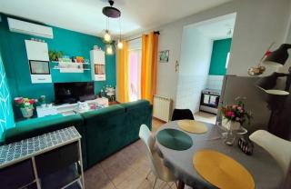 Apartments with parking space Mundanije, Rab - 23299 - 2