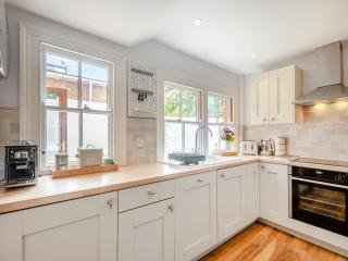 Stradbroke House - Cromer - 3