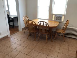 Private 2 bedroom and 1 bathroom house in a quiet area and convenient to NYC bus and train - 1