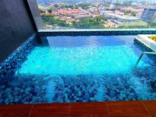 The Horizon Ipoh Dual L13A by Grab A Stay - 5