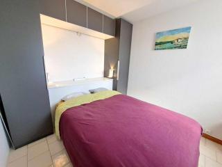 Appartement 2 pièces accès direct plage avec parking privé - FR-1-326-823 - 3