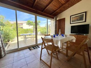 Pavillon à Gruissan avec Piscine, Terrasse et Parking Privé - 4 Couchages - FR-1-229-889 - Gruissan - 8