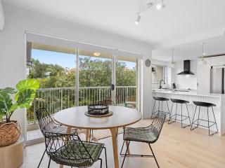Burleigh Bliss - 2 Bedroom Apartment - Gold Coast - 9
