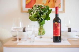 Beautiful and stylish 1-Bedroom with Kitchen and King size bed - Wuppertal - 1