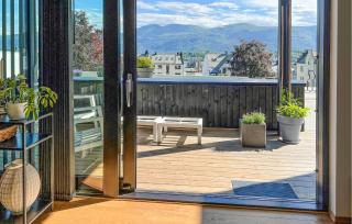 2 Bedroom Gorgeous Apartment In Ålesund - Ålesund - 0