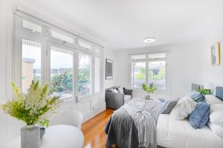 Perfect Located Studio Apartment - 4