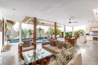 Villa Ace - Modern 2BR Villa in Seminyak with Spacious Bedrooms, Bathtub & Private Pool - Seminyak - 8