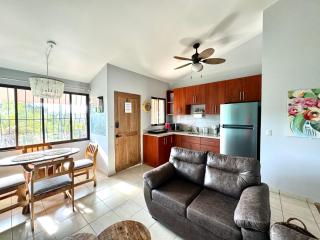Happy Oasis Second Floor Condo With Terrace - 5