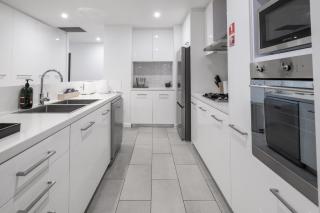 CBD Apartments by the International - 3