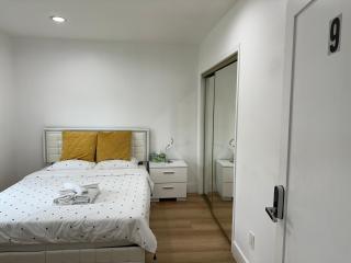 Elegant Living Private Room in Modern Home 9 - Los Angeles - 4