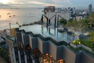 Seaview Urban Retreat Edge 1 Expansive Bedroom - Pattaya - 0