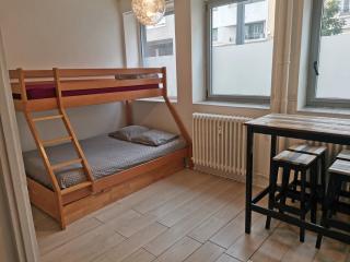Studio Cours Emile Zola Métro République - Villeurbanne - 1