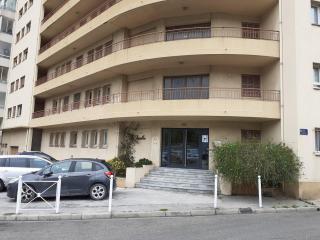 F4 au cœur de Toulon 3 nuits minimum Wifi et parking commun gratuit - Toulon - 8